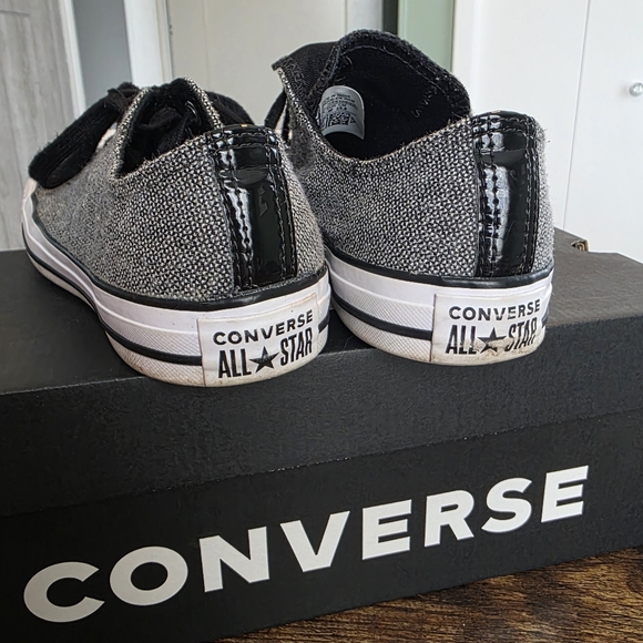 Converse Black and White Low-Top Sneakers - Picture 4 of 5